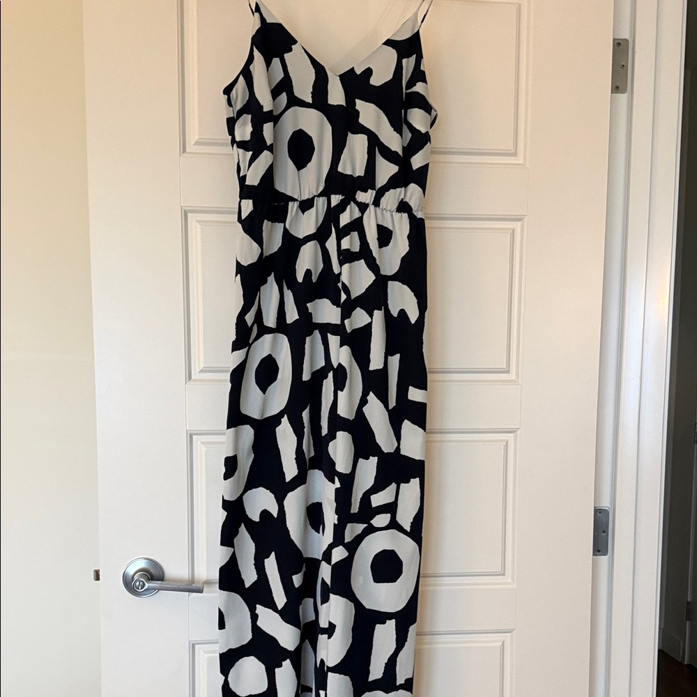 LOFT Abstract V-Neck Navy & White Maxi Dress